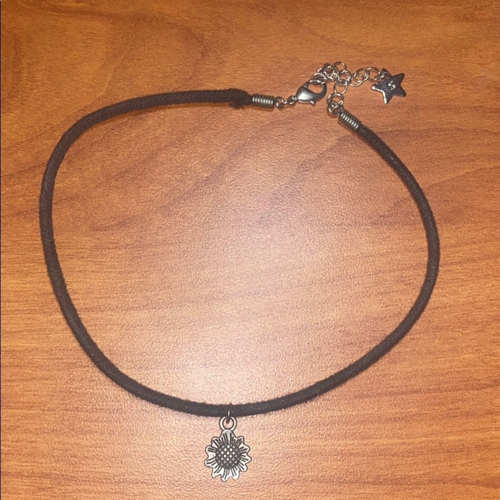 stargaze jewelry silver choker sunflower charm